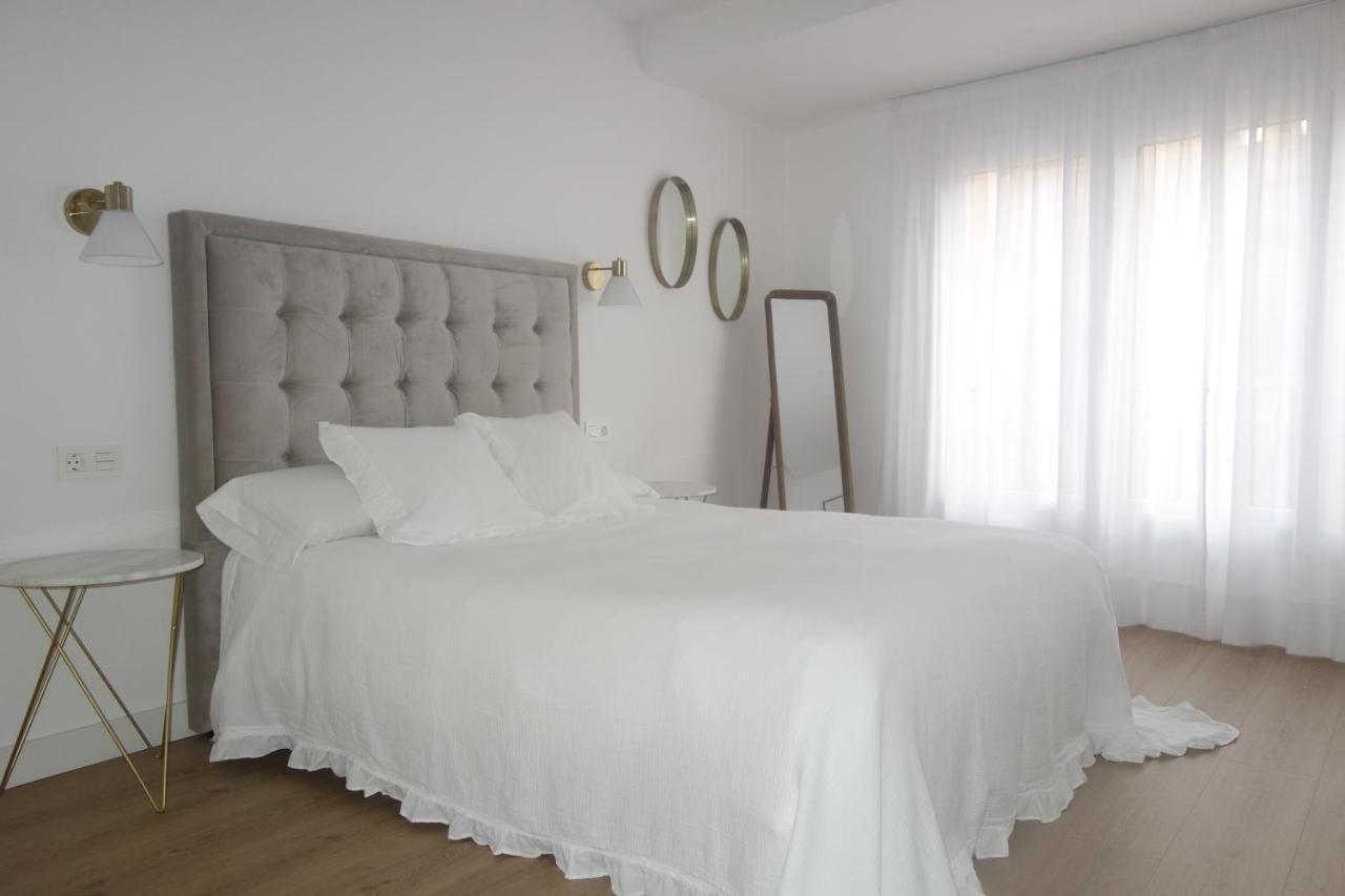 דירות סוריה Casa Condes De Gomara מראה חיצוני תמונה